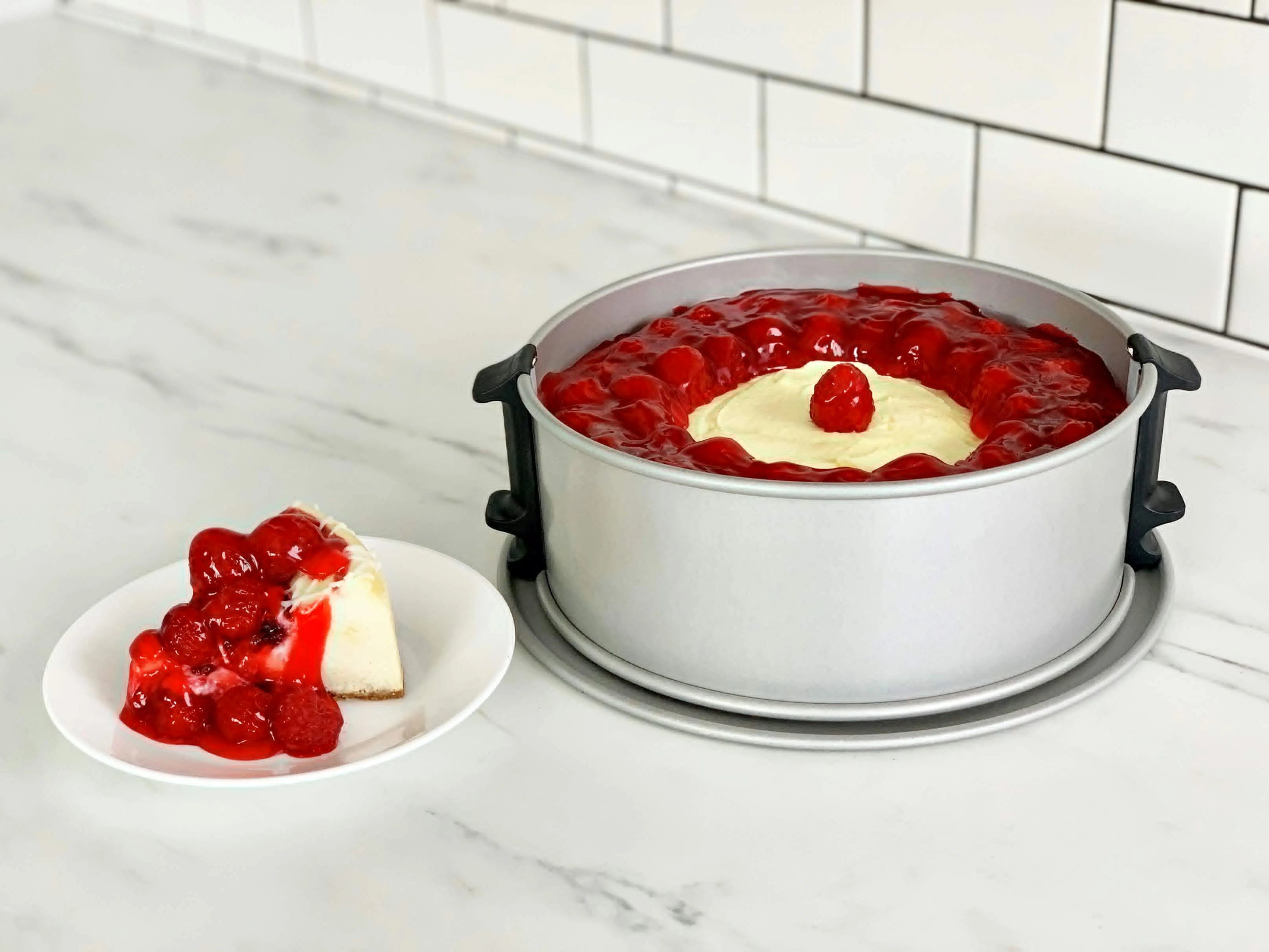 USA Pan 9" Leakproof Springform