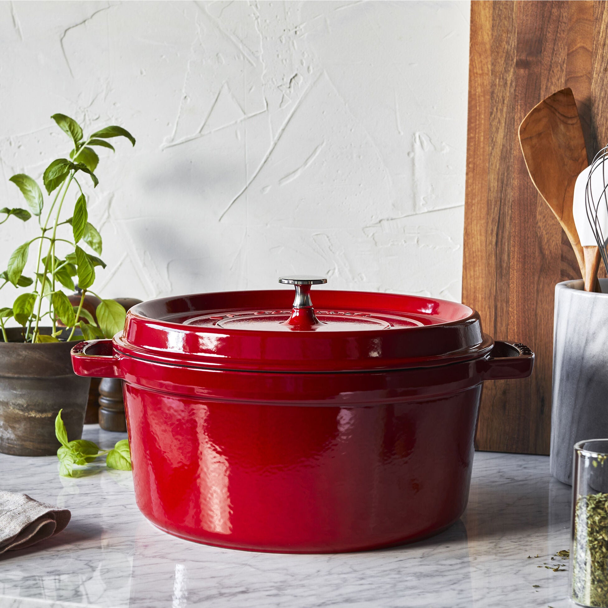 ZWIL STAUB 4 Qt Round Cocotte CHERRY ZWILLING J.A. HENCKELS