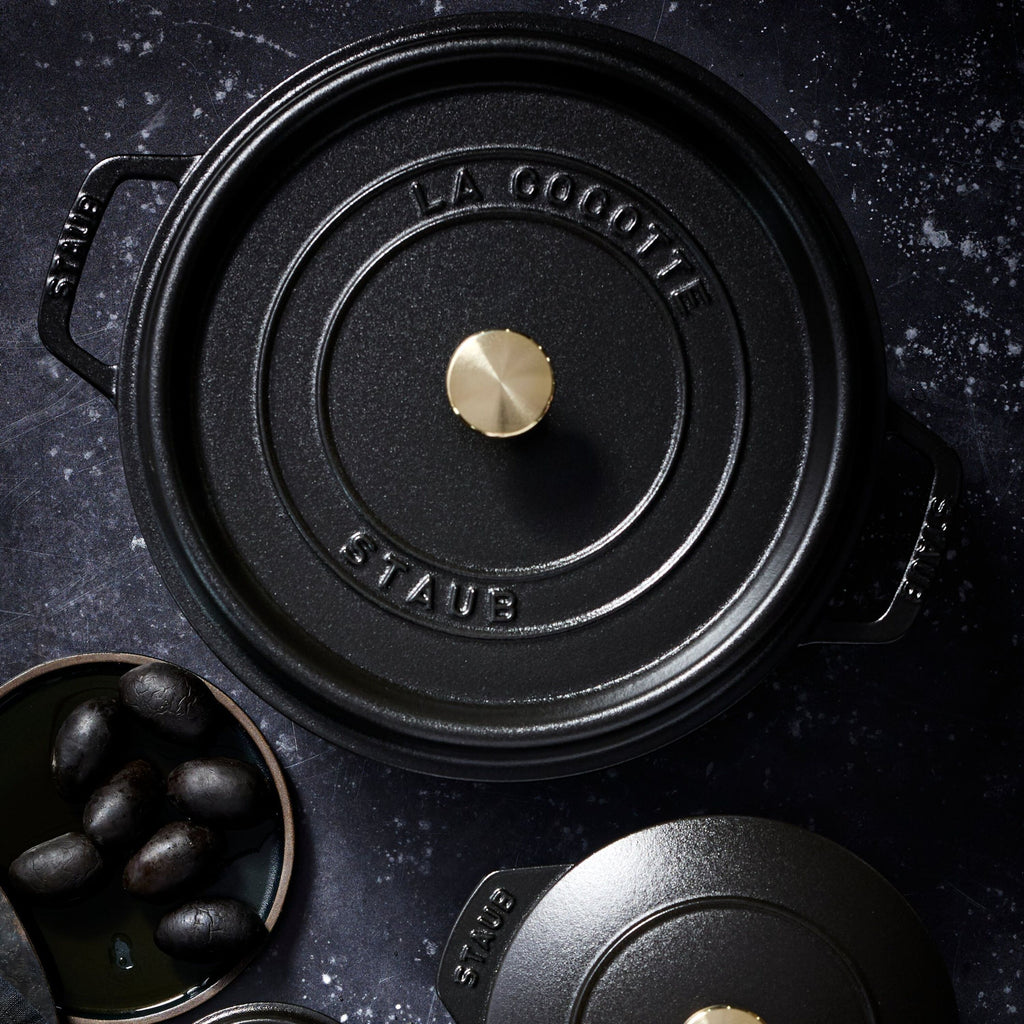 STAUB 7 Qt Round Cocotte MATTE BLACK