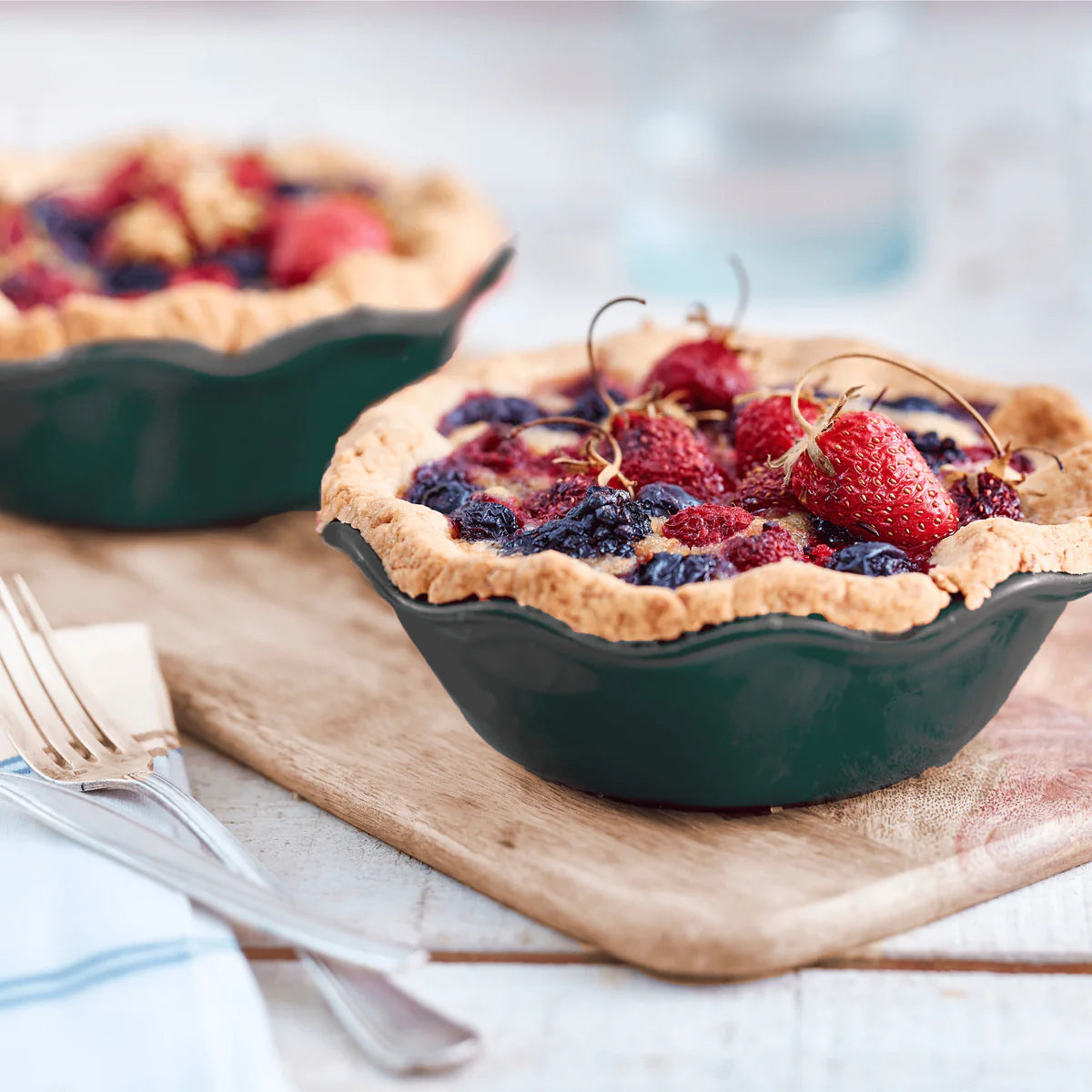 Mini Pie Dishes in Evergreen, Set of 2