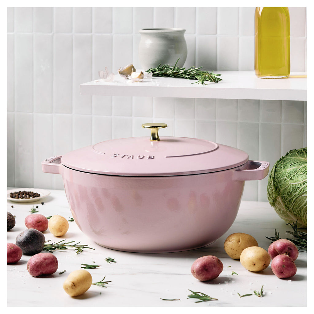 Staub 5.25 Qt French Oven, Peony Pink