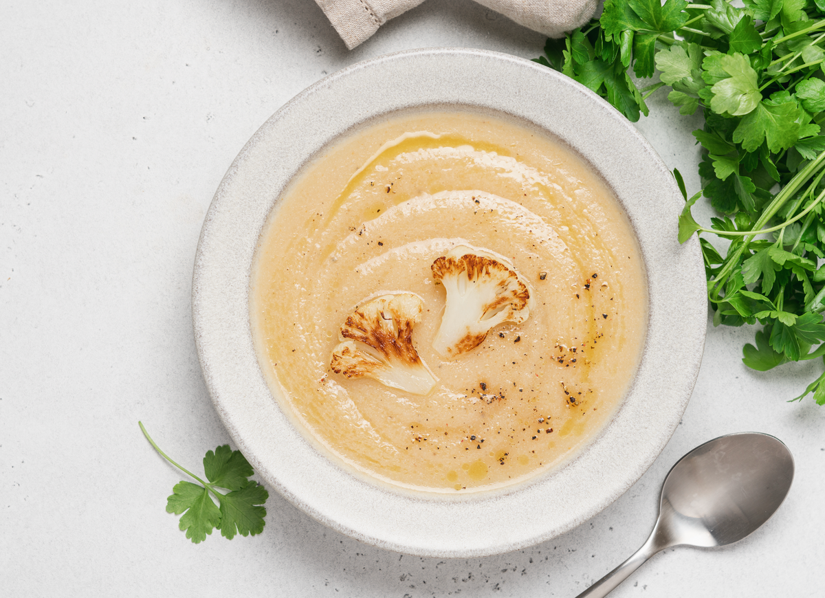 COOKING CLASS: Winter Soups with Hannah Bender 21 JAN 2027
