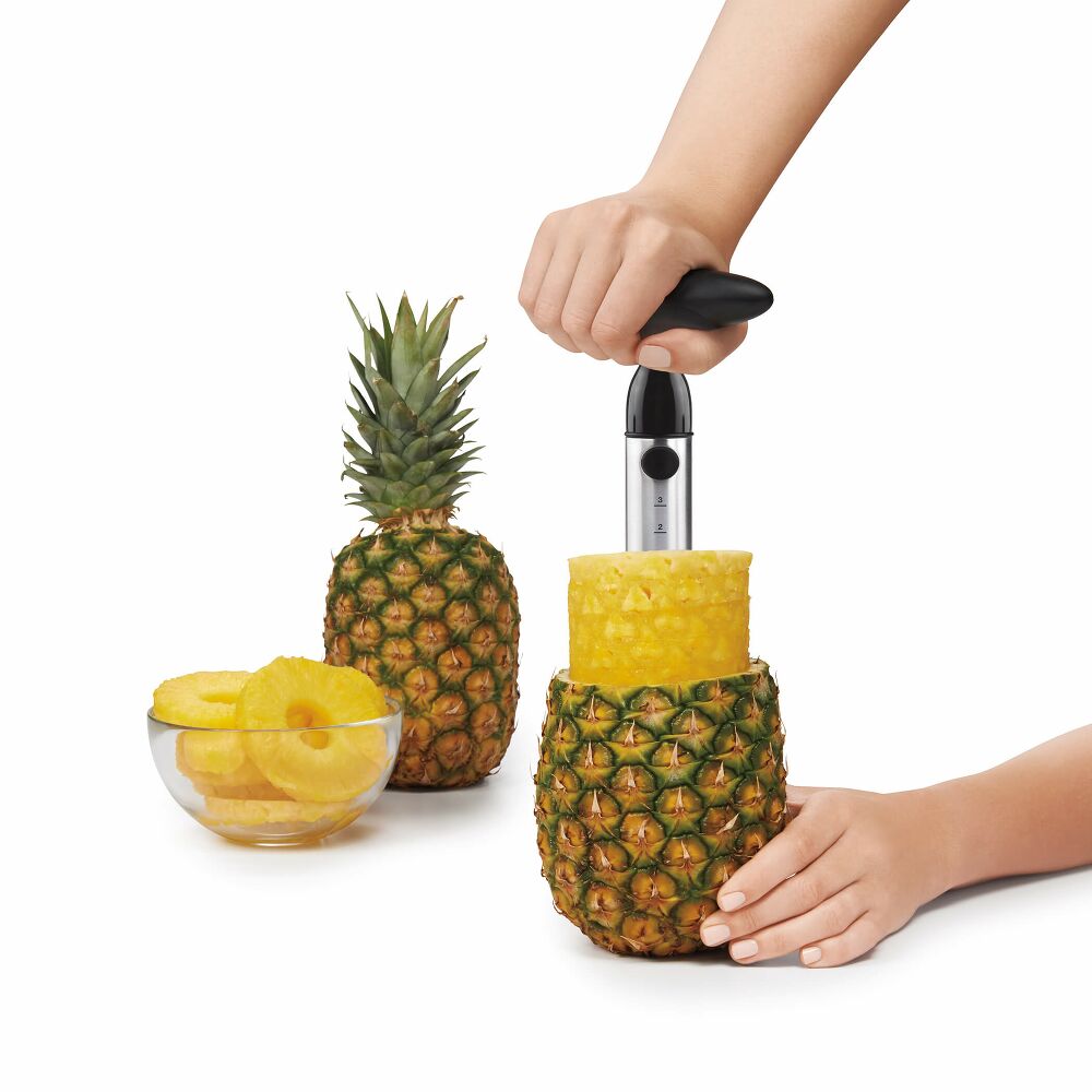 OXO SS Ratcheting Pineapple Slicer [6]