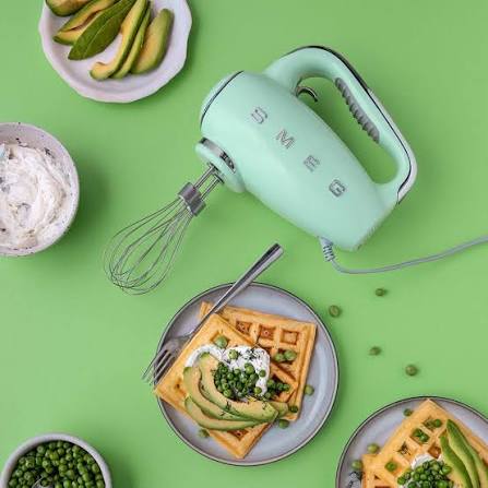 SMEG Hand Mixer PASTEL GREEN 50's Retro